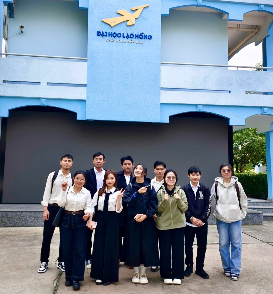 Sinh viên LHU hoàn thành khóa Tiếng Hoa INTENSE, 12 học viên đạt chuẩn A2–B1